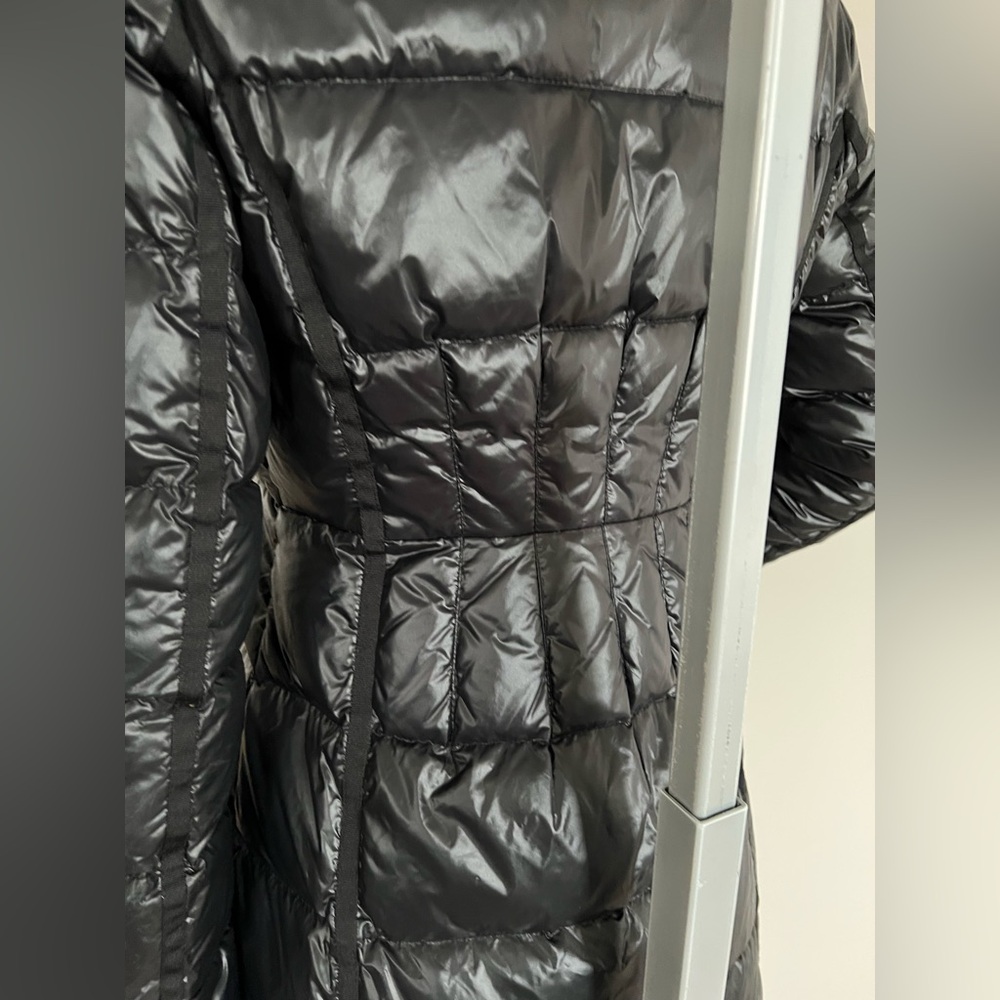 BCBGMaxAzria Long Black Quilted Down & Feather Puffer Coat – Sleek & Polished - Picture 11 of 16